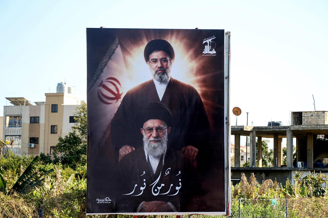 Mojtaba Khamenei aurait échappé à la mort “de quelques secondes”, révèle un  extrait sonore