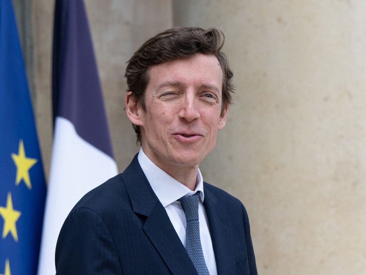 Des consignes de "bon sens" rappelées dans les écoles, mais pas de  fermetures prévues à ce stade face aux fortes chaleurs, assure le ministre  de l'Education nationale – franceinfo
