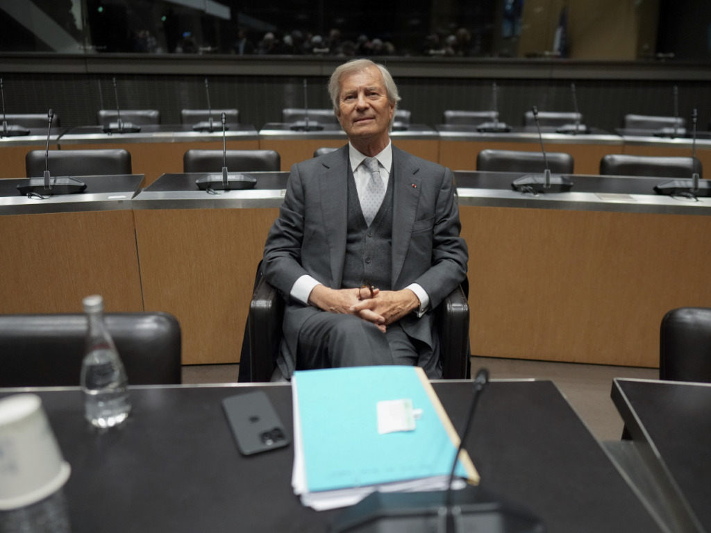 Le groupe Bolloré va verser un dividende exceptionnel | LFM la radio
