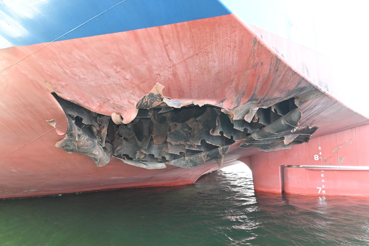 S. Korean Probe Suggests Iran-Made Missiles Hit Ship in Hormuz - Bloomberg