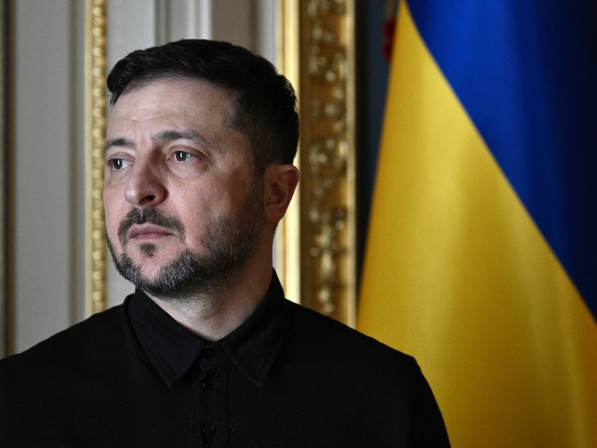 Les révélations des affaires de corruption de proches de Volodymyr Zelensky  risquent-elles de fragiliser le président ukrainien ? – franceinfo