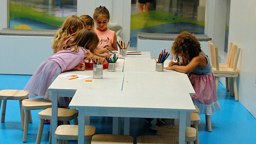 Violences sexuelles dans le périscolaire : une "liste noire" pour empêcher  les personnels ayant eu des comportements inappropriés de retravailler avec  des mineurs - ladepeche.fr