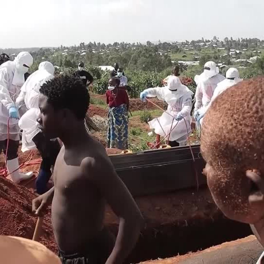 Doctor dies treating Ebola patients in DRC, frontline fears grow | Reuters