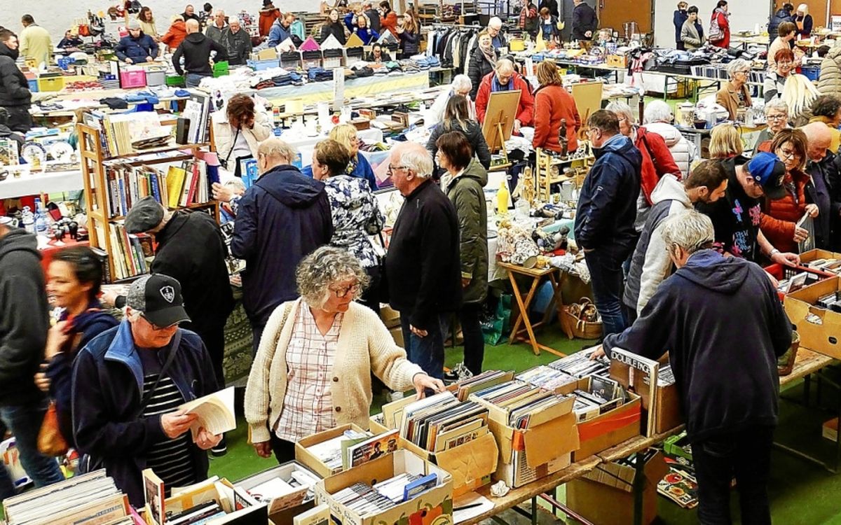 On sent un besoin d'arrondir la fin de mois » : les vide-greniers bretons  boostés par l'inflation ? | Le Télégramme