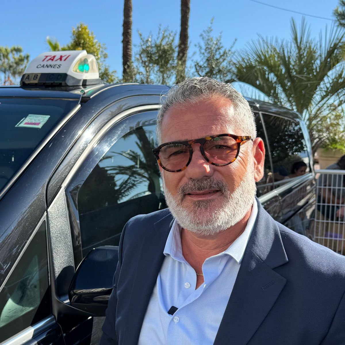 C'est un parcours du combattant" : anecdotes, VTC, patience... le quotidien d'un  chauffeur de taxi pendant le Festival de Cannes