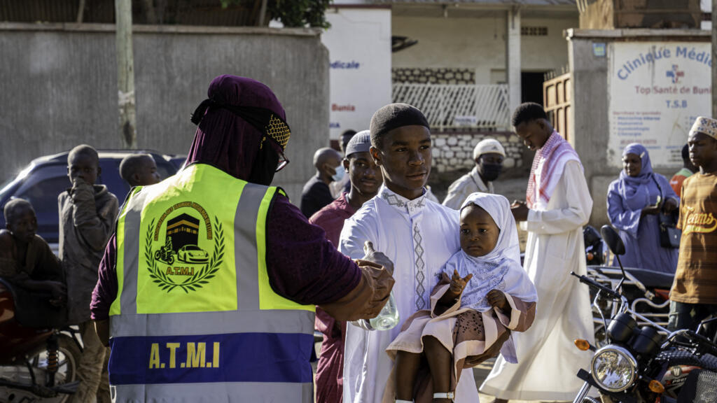 DR Congo facing 'catastrophic collision' of Ebola and war, WHO chief warns  - France 24