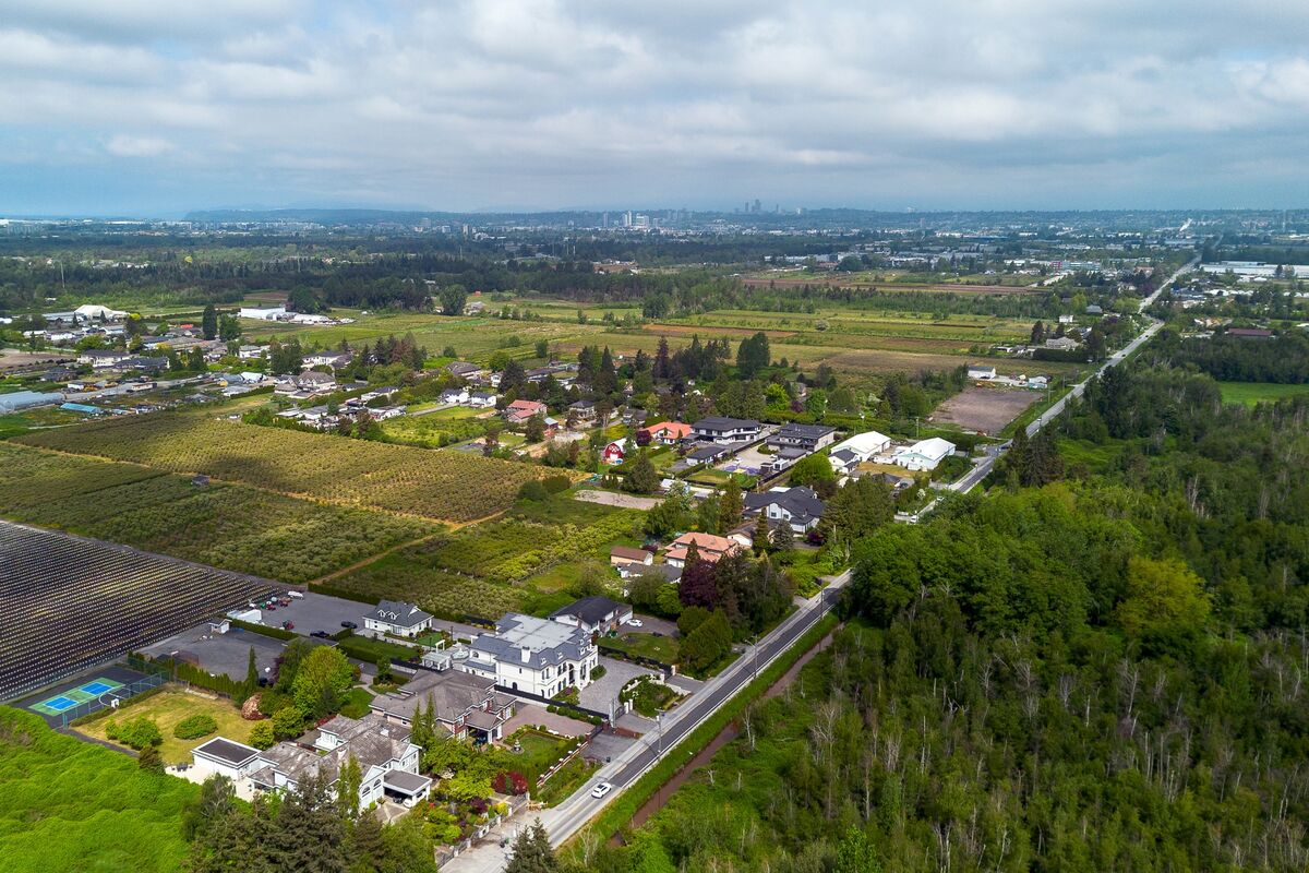Landmark court decisions over Indigenous land rights have rattled liberal  British Columbia — and risk costing the premier his job.
