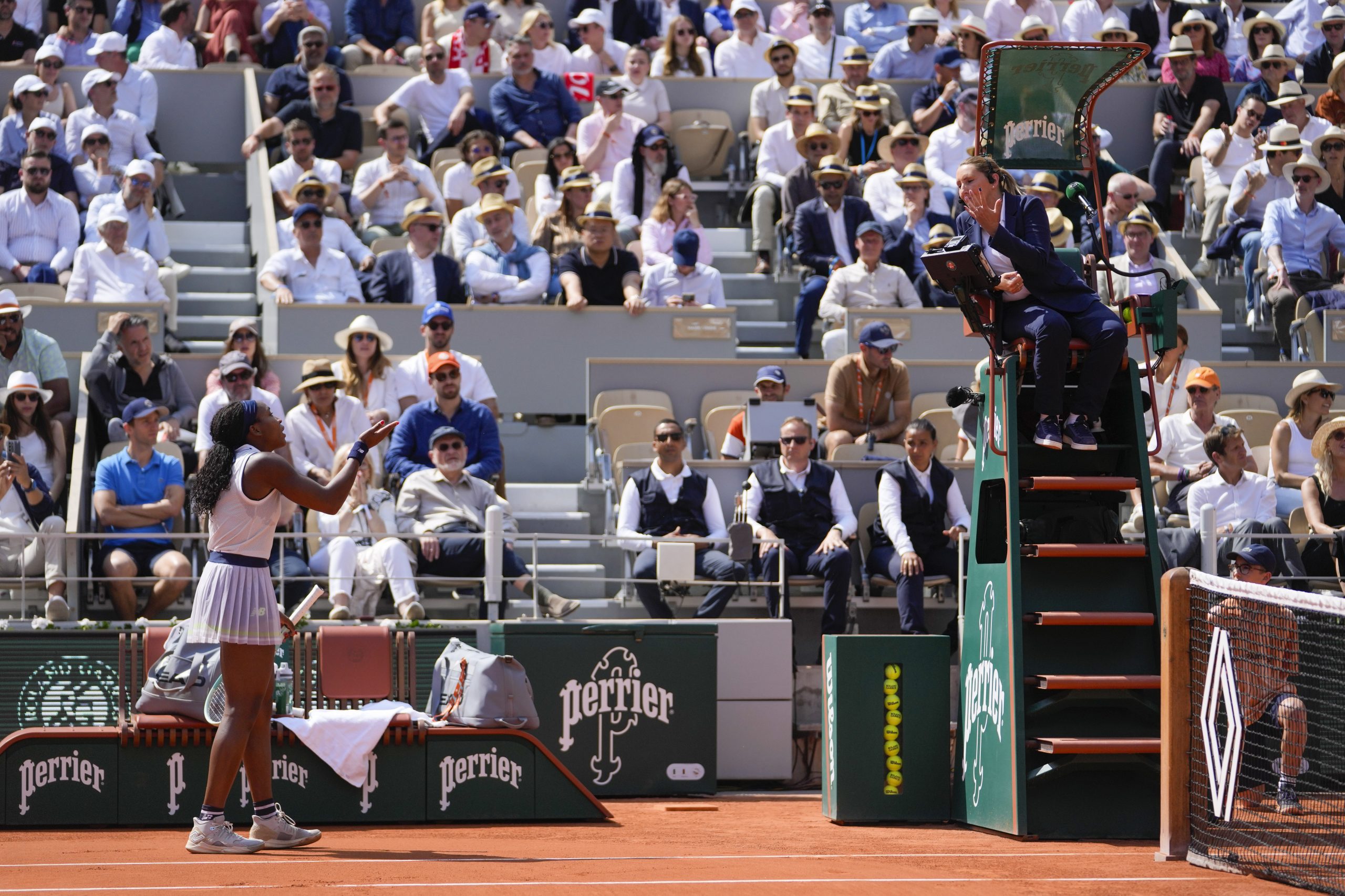Coco Gauff perd une dispute avec un arbitre de chaise de Roland-Garros et  veut voir des rediffusions au tennis - Open 6ème Sens - Tennis