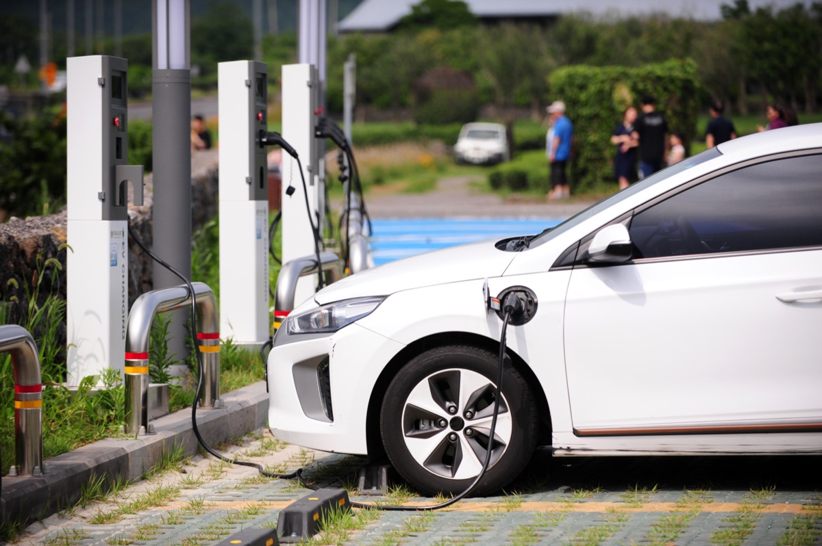 L'autonomie de la batterie de sa voiture électrique est plus faible  qu'annoncé, la justice ordonne un remboursement