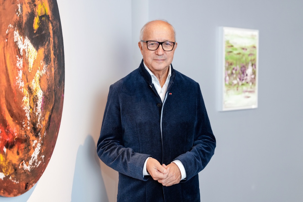 Exposition : cet ancien Premier ministre dévoile ses peintures au grand  public à Paris dès le 11 juin