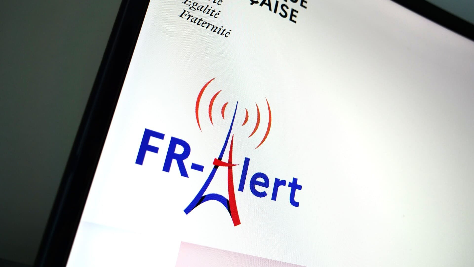 Avec FR-Alert, votre téléphone peut sonner en cas d'urgence même en mode  silencieux, voici comment