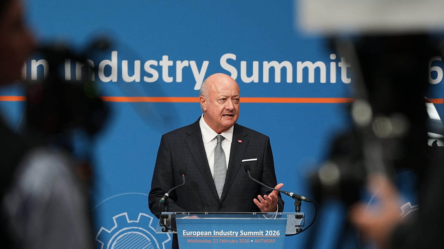 Ten EU countries revolt over carbon rules threatening industry ahead of key  summit | Euronews