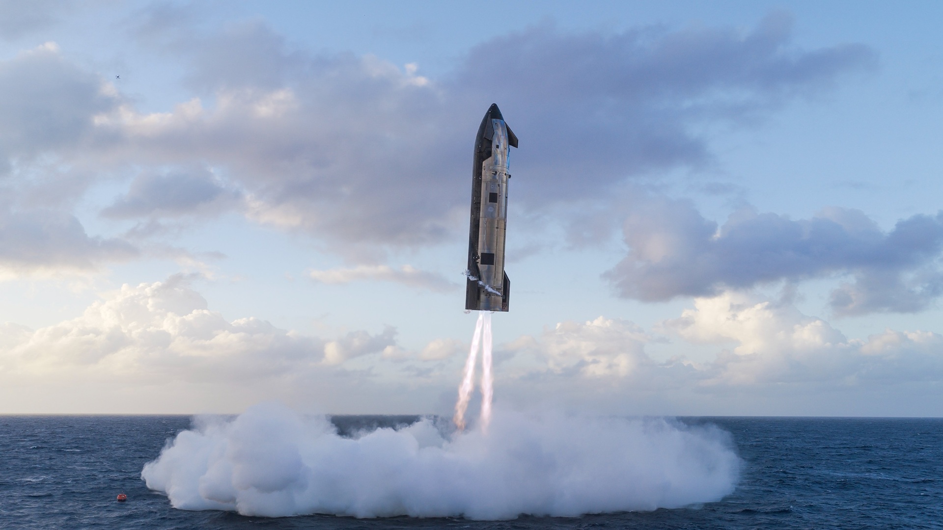 SpaceX sort une vidéo inédite de l'ultime culbute du Starship avant  l'amerrissage (et l'explosion) - Numerama