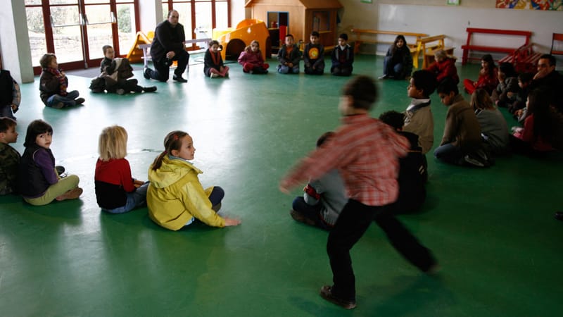 Protection de l'enfance : les personnels ayant eu des comportements  inappropriés à l'école seront inscrits sur une "liste noire"