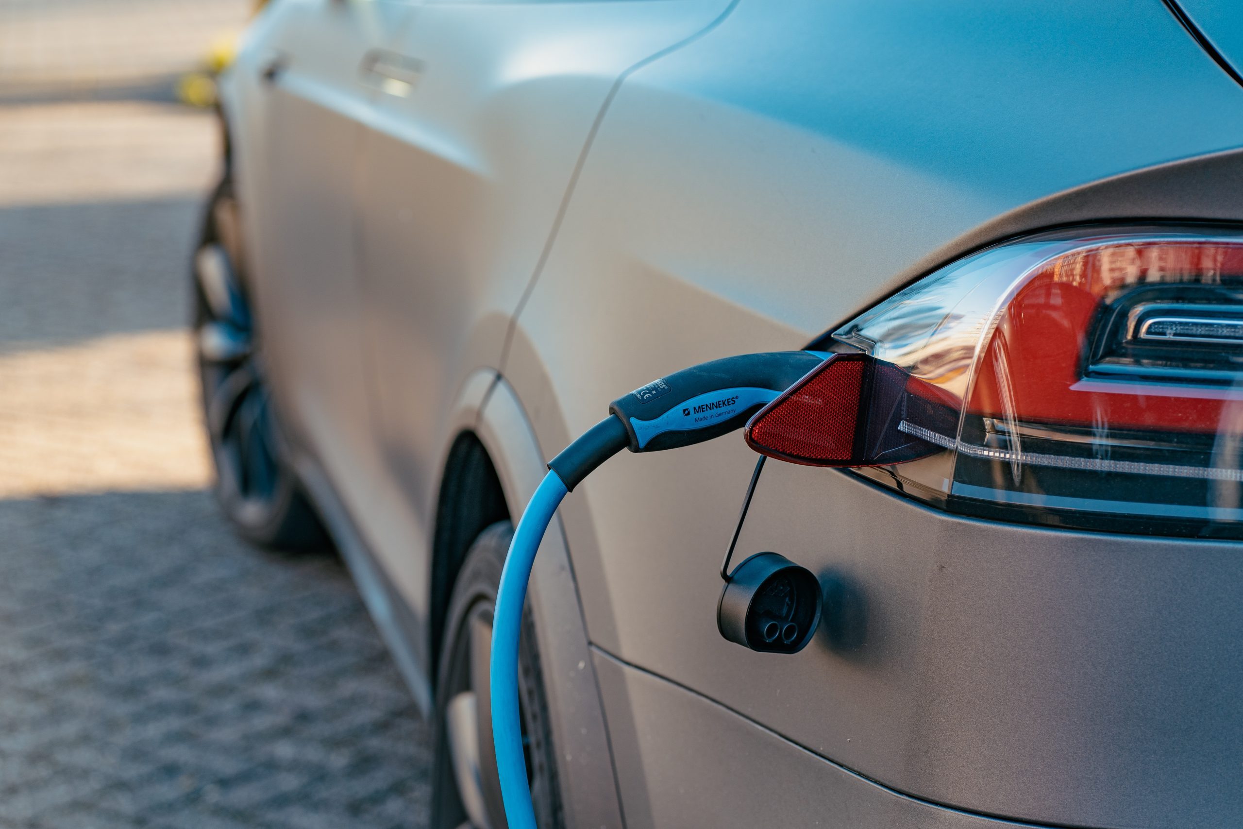 L'impact des fortes chaleurs sur une borne de recharge électrique - Domont