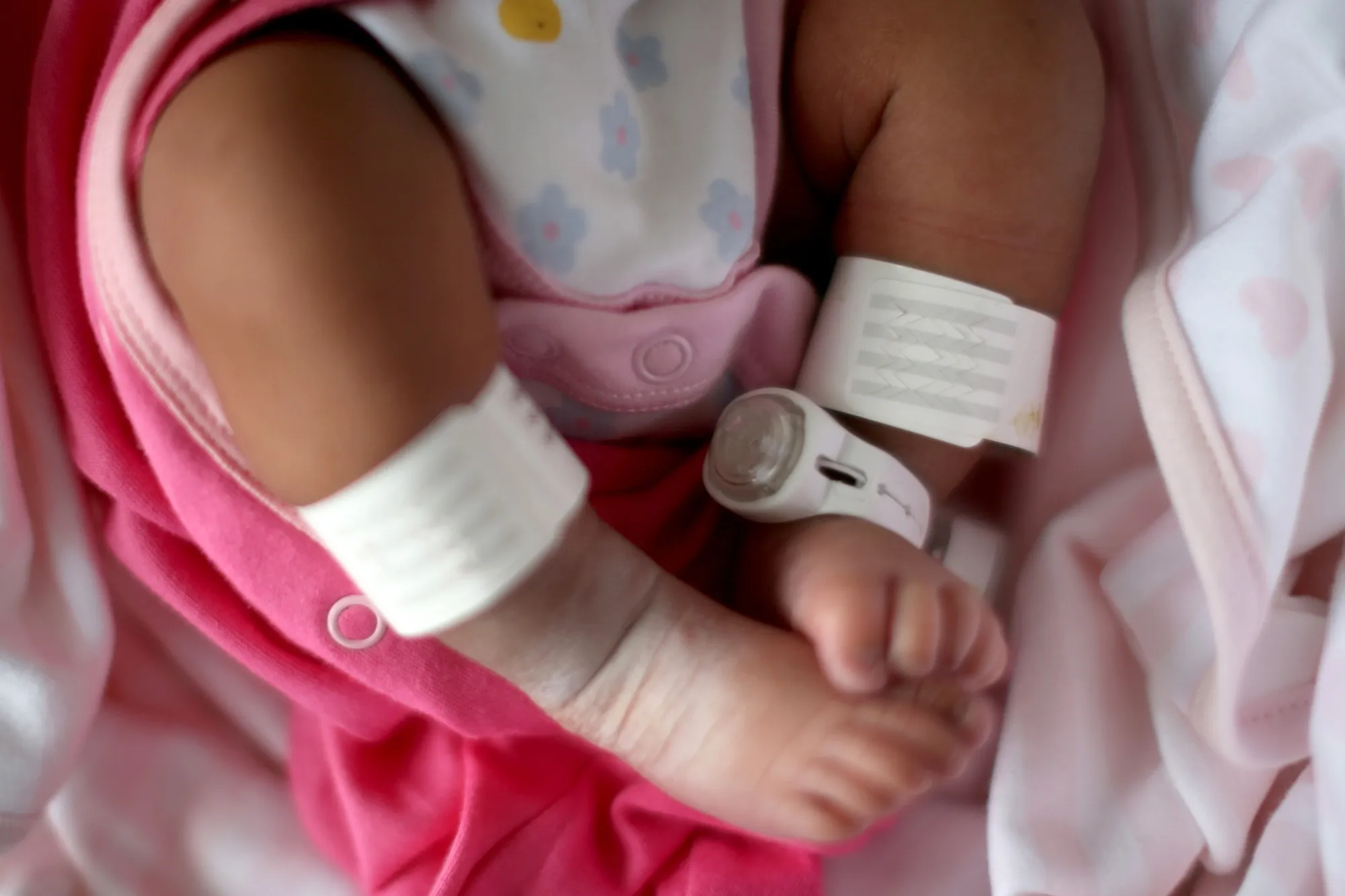 UK Births Hit Historic Low as Population Tipping Point Looms - Bloomberg