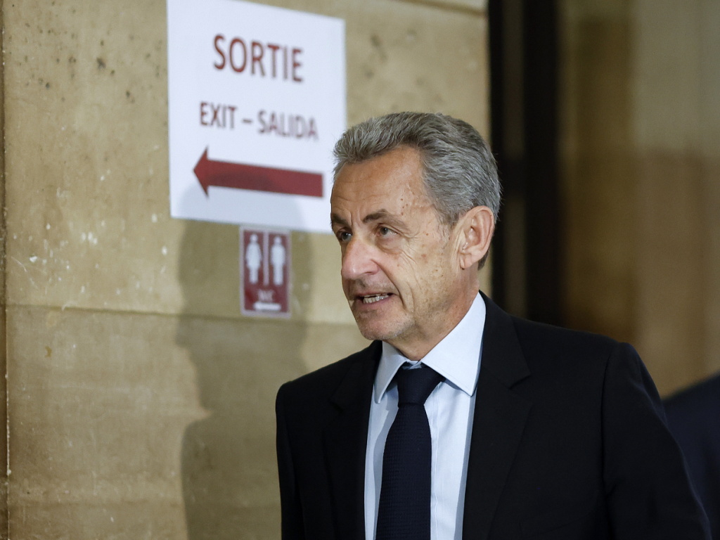Procès libyen: la défense de Sarkozy fustige un "roman grotesque" | Radio  Lac