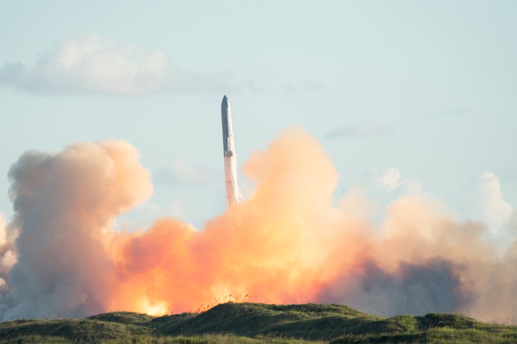 FAA orders SpaceX to investigate Starship V3 booster failure | TechCrunch