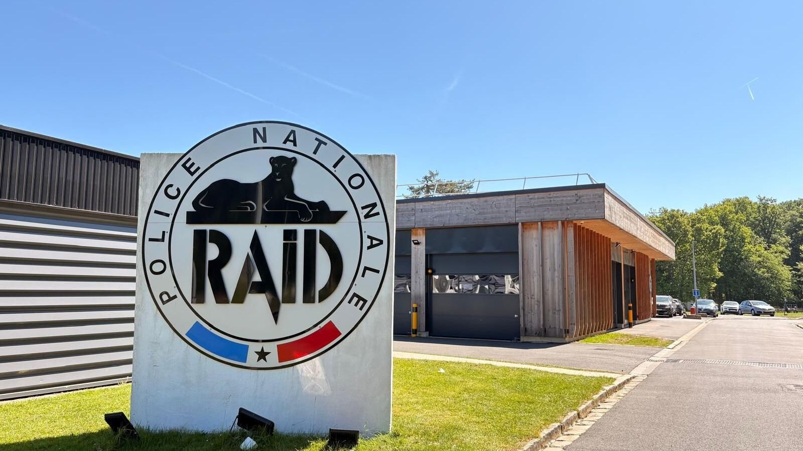 Le numéro 2 du Raid visé par plusieurs témoignages pour harcèlement sexuel  - Le Parisien