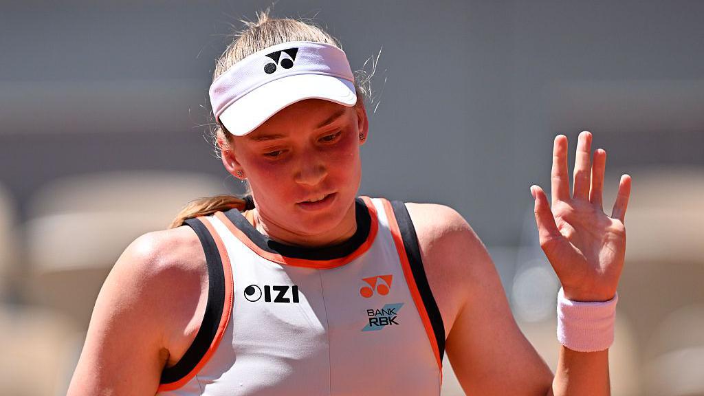 French Open 2025 results: Elena Rybakina knocked out by Yuliia  Starodubtseva in biggest upset so far - BBC Sport