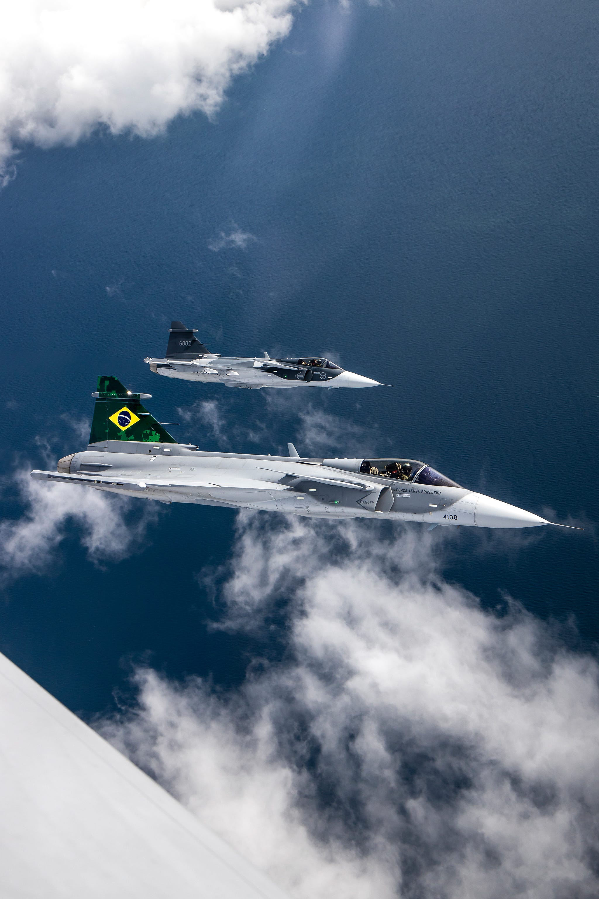 F-35 versus Gripen E: A deep deep dive | Hush-Kit Aviation World