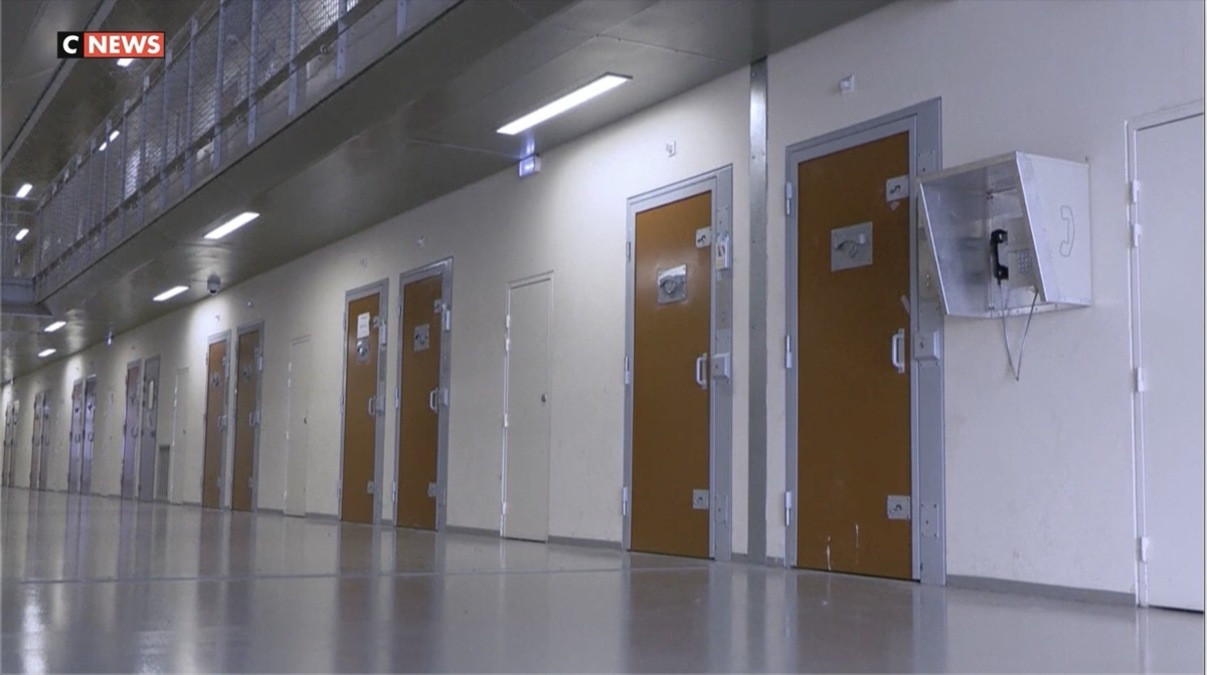 Surpopulation carcérale la plus élevée d'Europe, trafic... Les prisons  françaises au bord de l'implosion