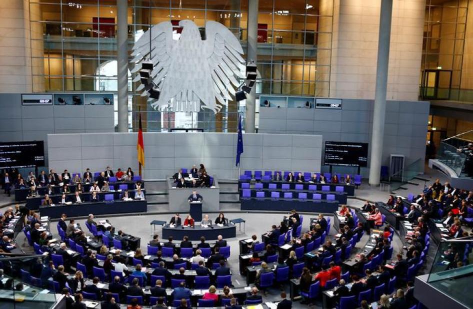 Allemagne : La loi sur les médias sociaux comporte des failles | Human  Rights Watch