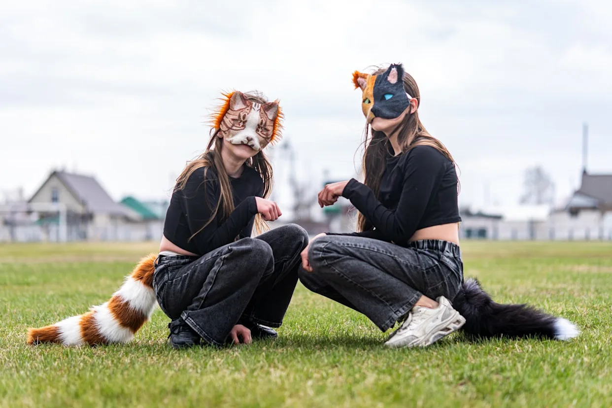 Qui sont les "therians", ces jeunes qui s'identifient à des animaux ? -  Yahoo Style France