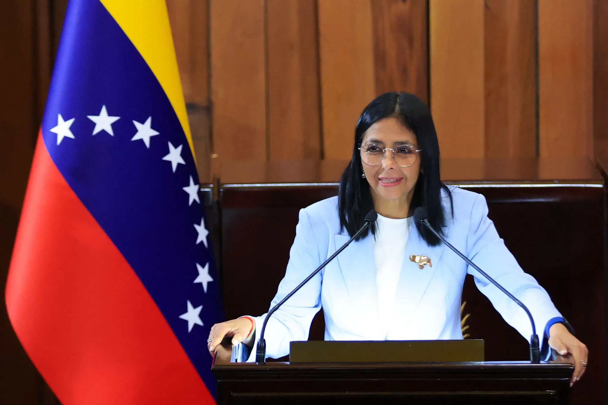 Au Venezuela, la présidente par intérim annonce une amnistie générale |  France Culture