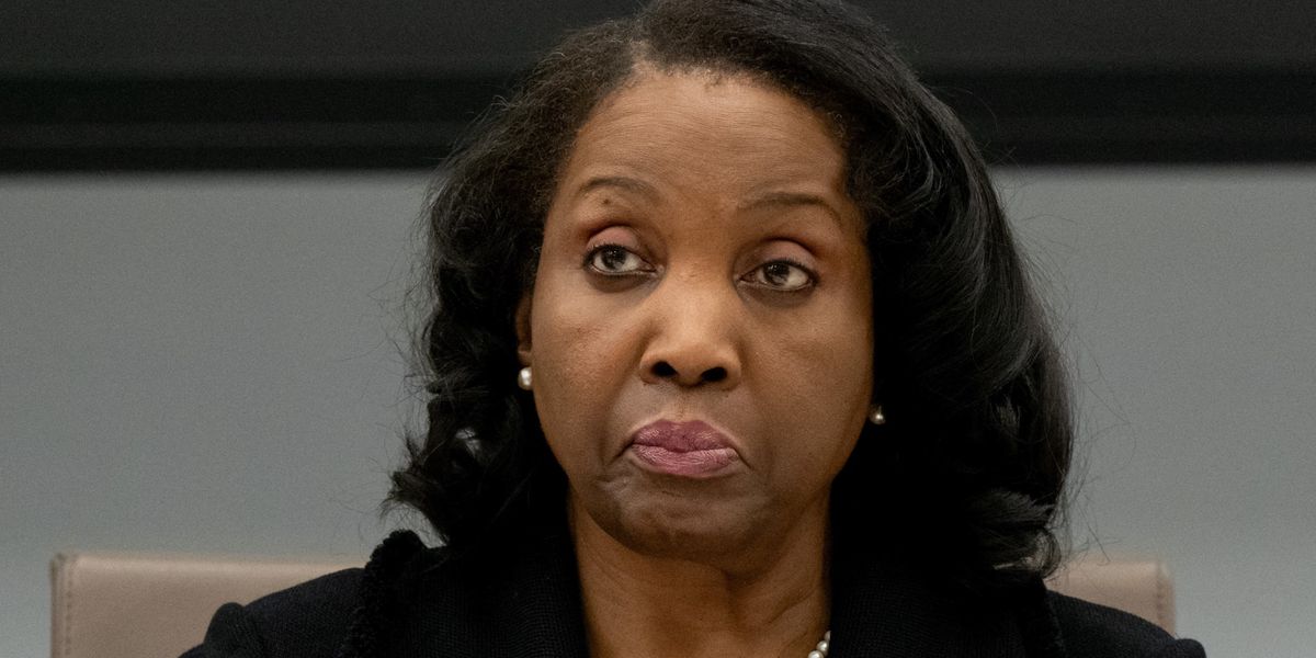 États-Unis: la justice bloque la révocation de Lisa Cook