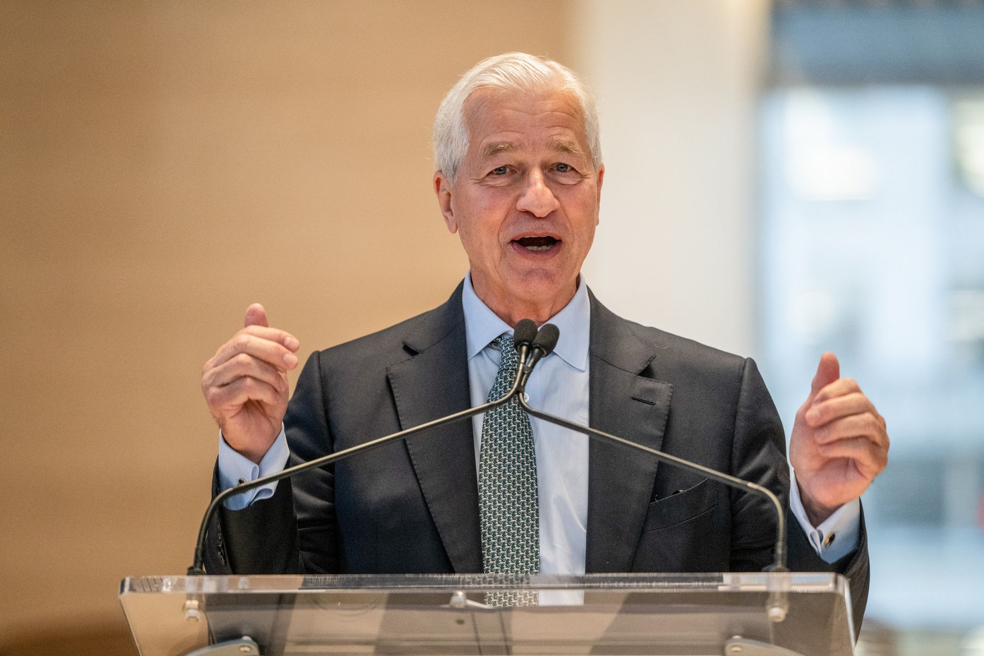 Jamie Dimon a gagné 770 millions de dollars l'année dernière. 2026 pourrait  être encore meilleure pour les banques.
