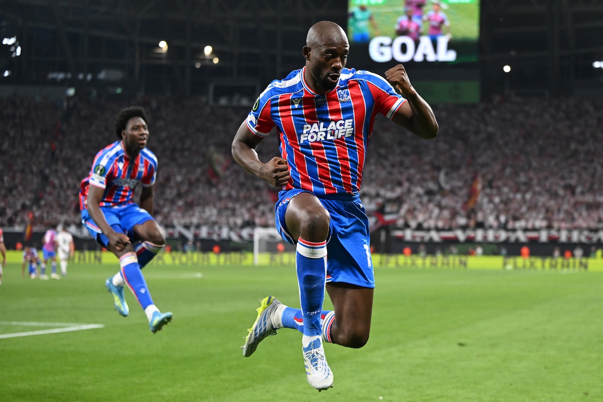 Foot: Crystal Palace remporte la Ligue Conférence en battant le Rayo  Vallecano en finale - La Libre