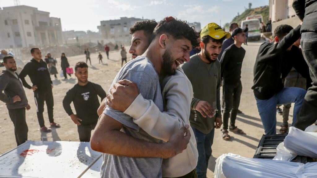Rupture de la trêve à Gaza : "cela ressemble à l'enfer" promis par Donald  Trump au Hamas - France 24