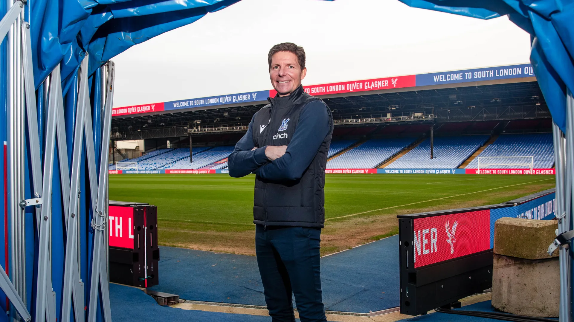 La première interview d'Oliver Glasner en tant que coach de Crystal Palace  - PLFrance