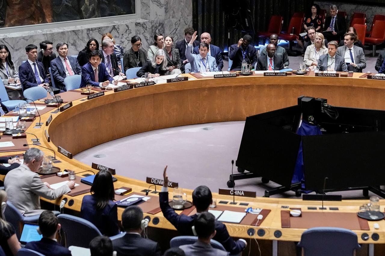 Téhéran se résout au rétablissement imminent des sanctions internationales