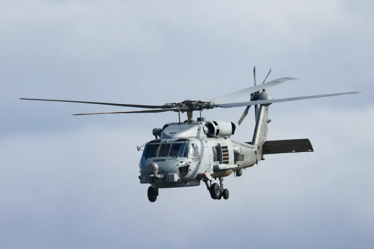 Un renforcement militaire inconsidéré » : la Corée du Nord réagit à la vente  d'hélicoptères anti-