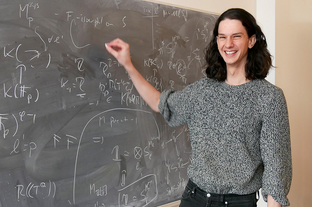 Dustin Clausen rejoint l'IHES en tant que professeur permanent - IHES