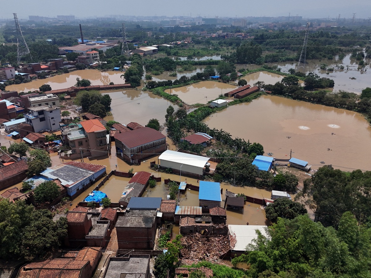 Chine : 13 morts et 30 disparus après d'importantes inondations dans le  nord-ouest du pays