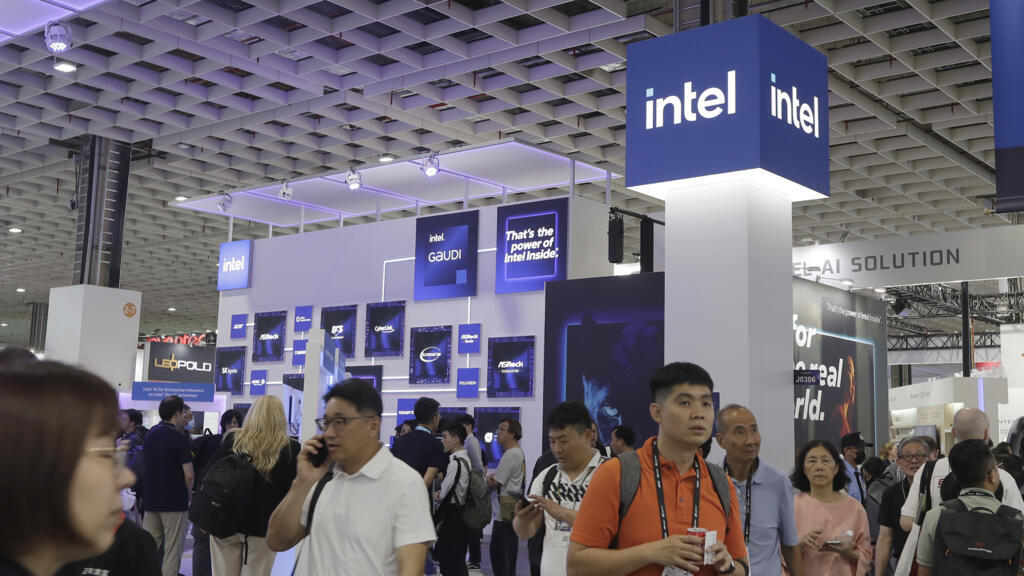 Économie: Intel, le fabriquant américain de semi-conducteurs, partiellement  nationalisé - RFI