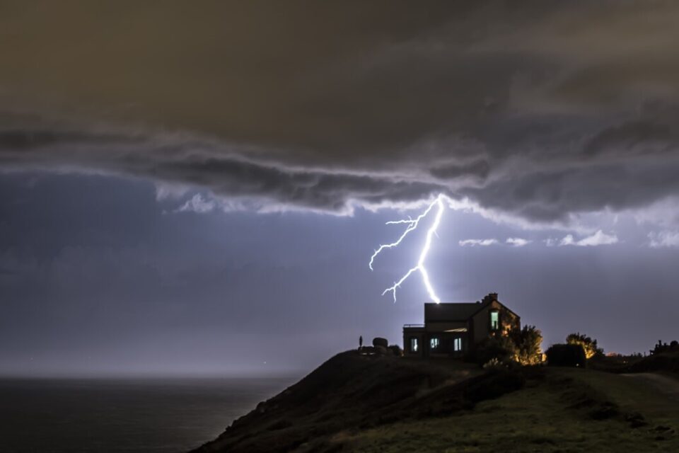Météo. Plus de 600 éclairs sous de violents orages dimanche soir dans la  Manche