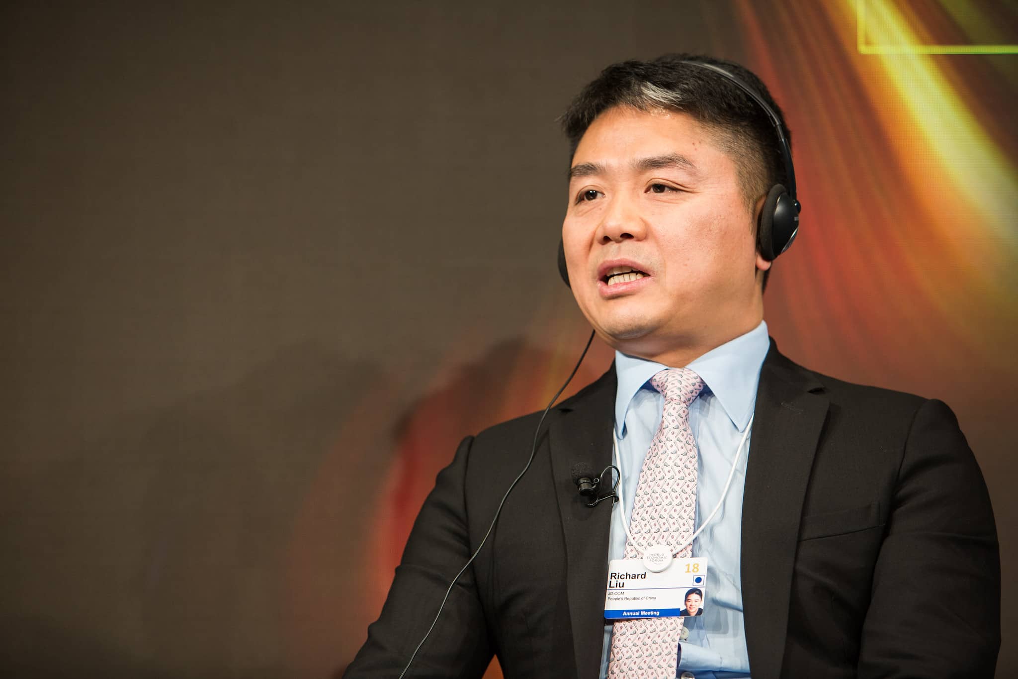 Richard Liu, fondateur de JD.com, quitte la gestion des affaires courantes  de son entreprise