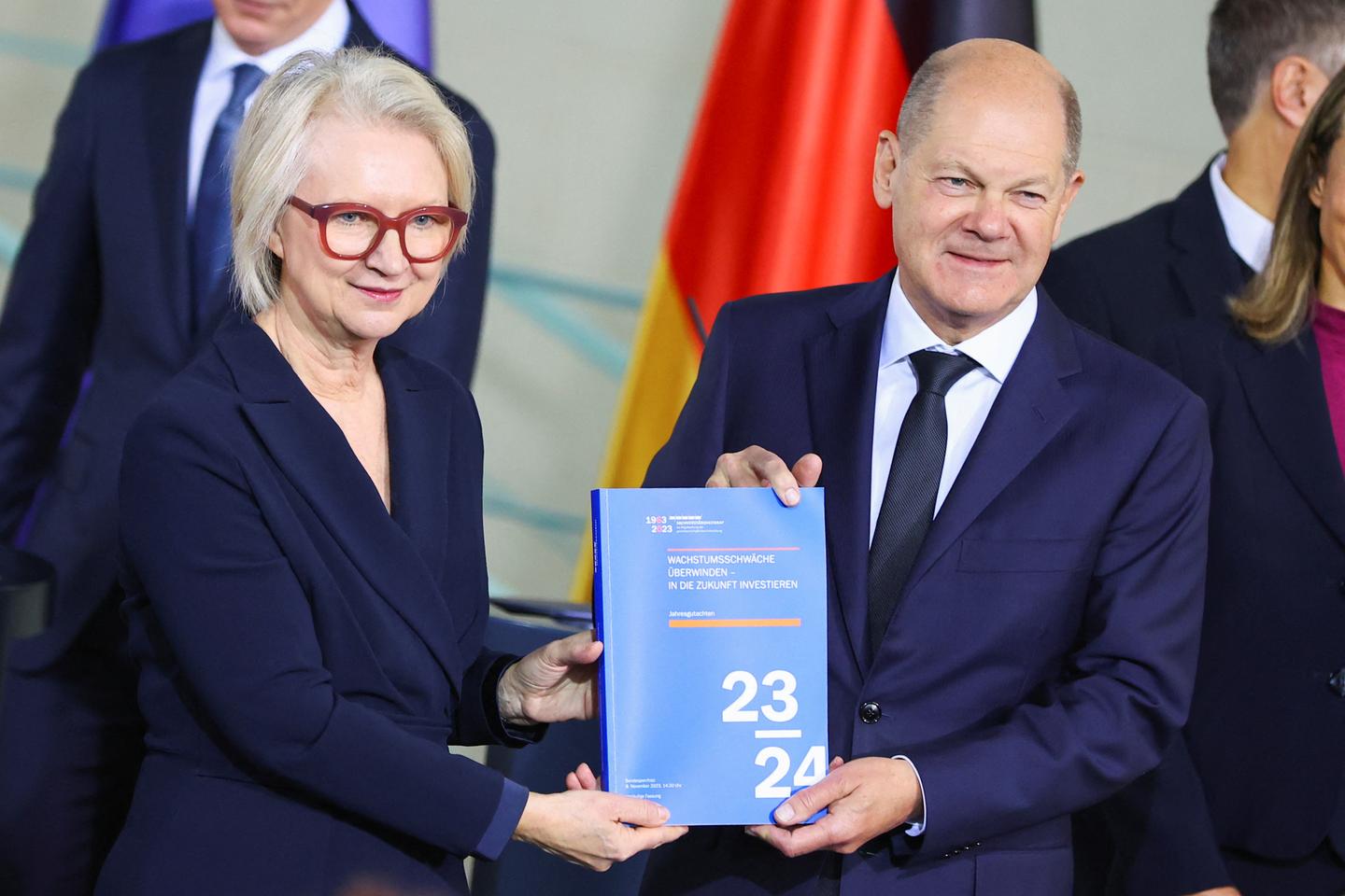Les Allemands appelés à travailler plus longtemps pour redresser leur  économie