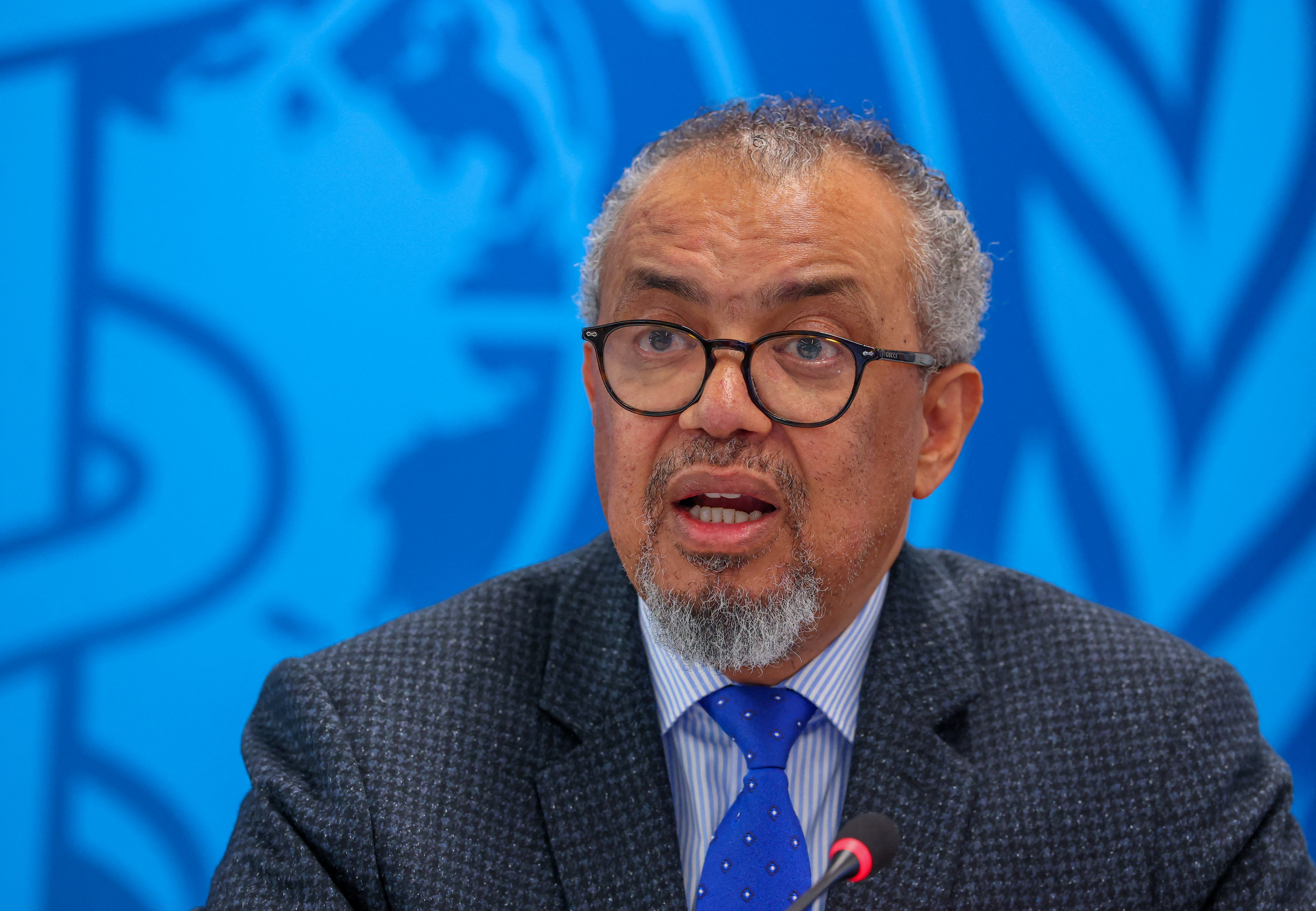 Virus Ebola : le risque épidémique est «élevé aux niveaux national et  régional» mais «faible au niveau mondial», assure l'OMS