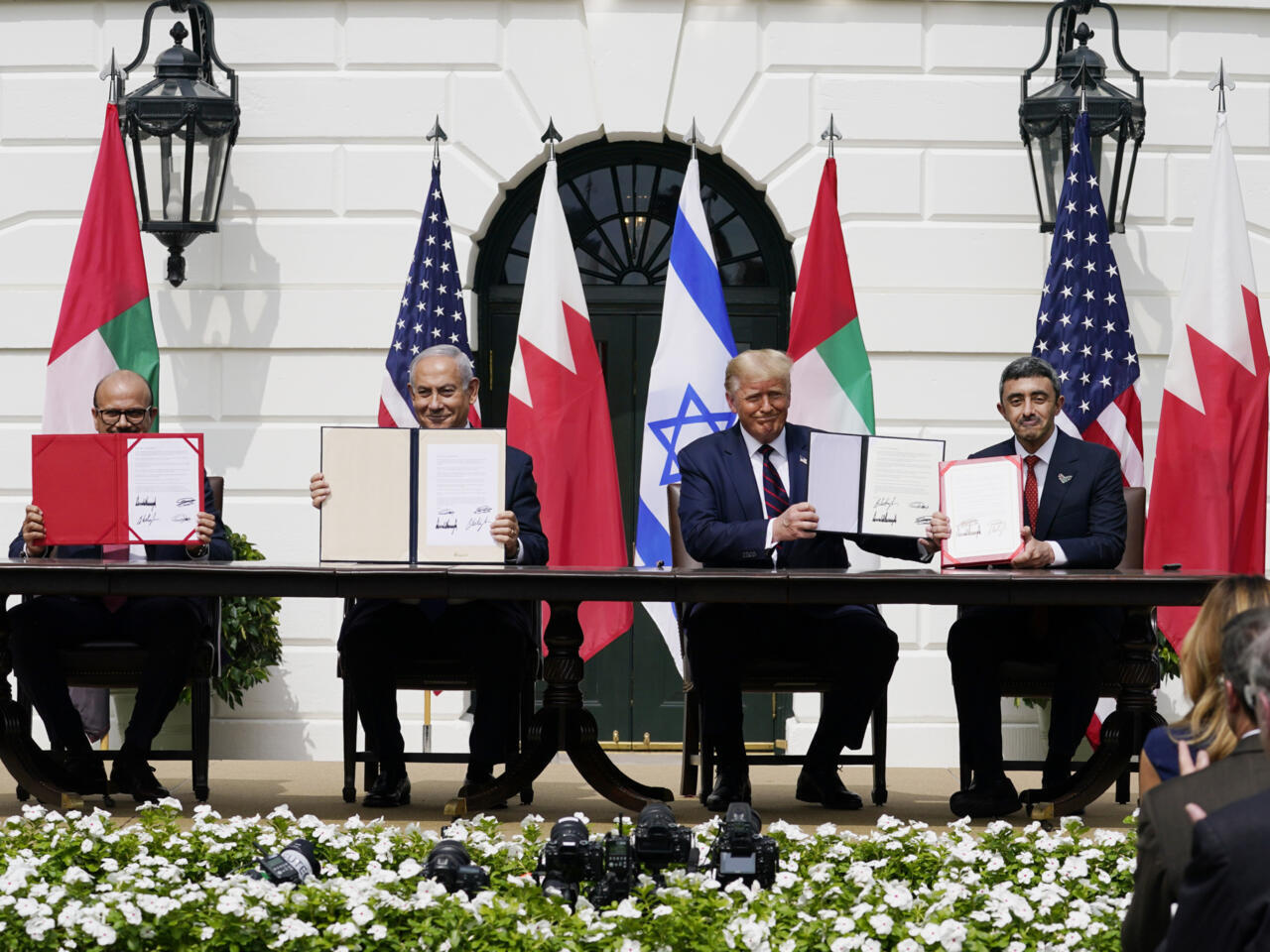 Plan de paix avec l'Iran : Trump exige que Riyad et Doha signent les accords  d'Abraham - France 24