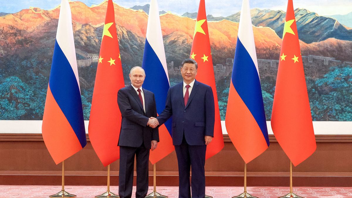 Visite de Vladimir Poutine à Pékin : "La Russie est devenue extrêmement  dépendante de la Chine", selon un spécialiste – franceinfo