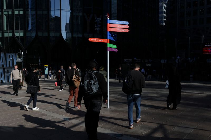 Marché : Un jeune Britannique sur six menacé de chômage, selon un rapport -  BFM Bourse
