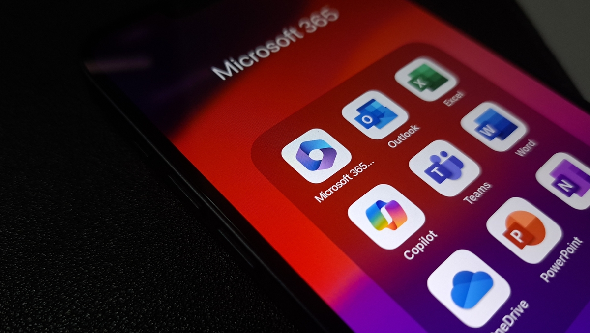 Microsoft 365 : le FBI alerte sur un outil qui pirate Outlook même avec la  double authentification - Les Numériques