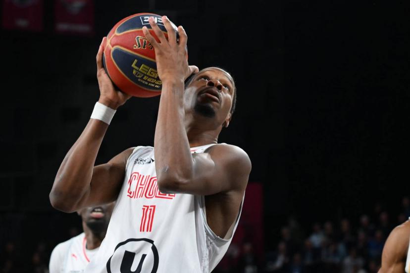 L'Asvel s'incline à Cholet et devra en passer par une belle en quarts de  finale de Betclic Elite