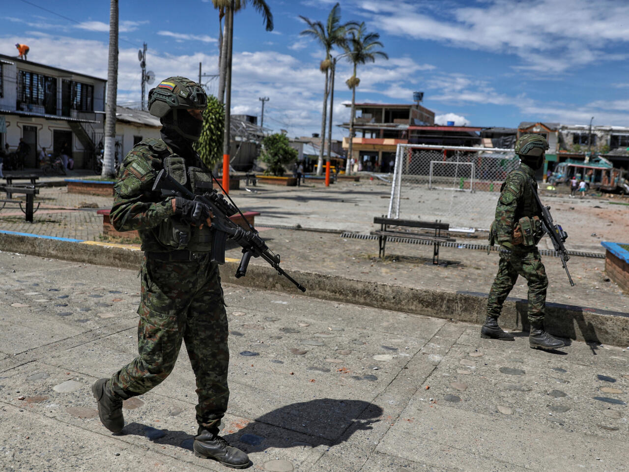 En Colombie, la violence armée domine la campagne à l'approche de la  présidentielle - France 24