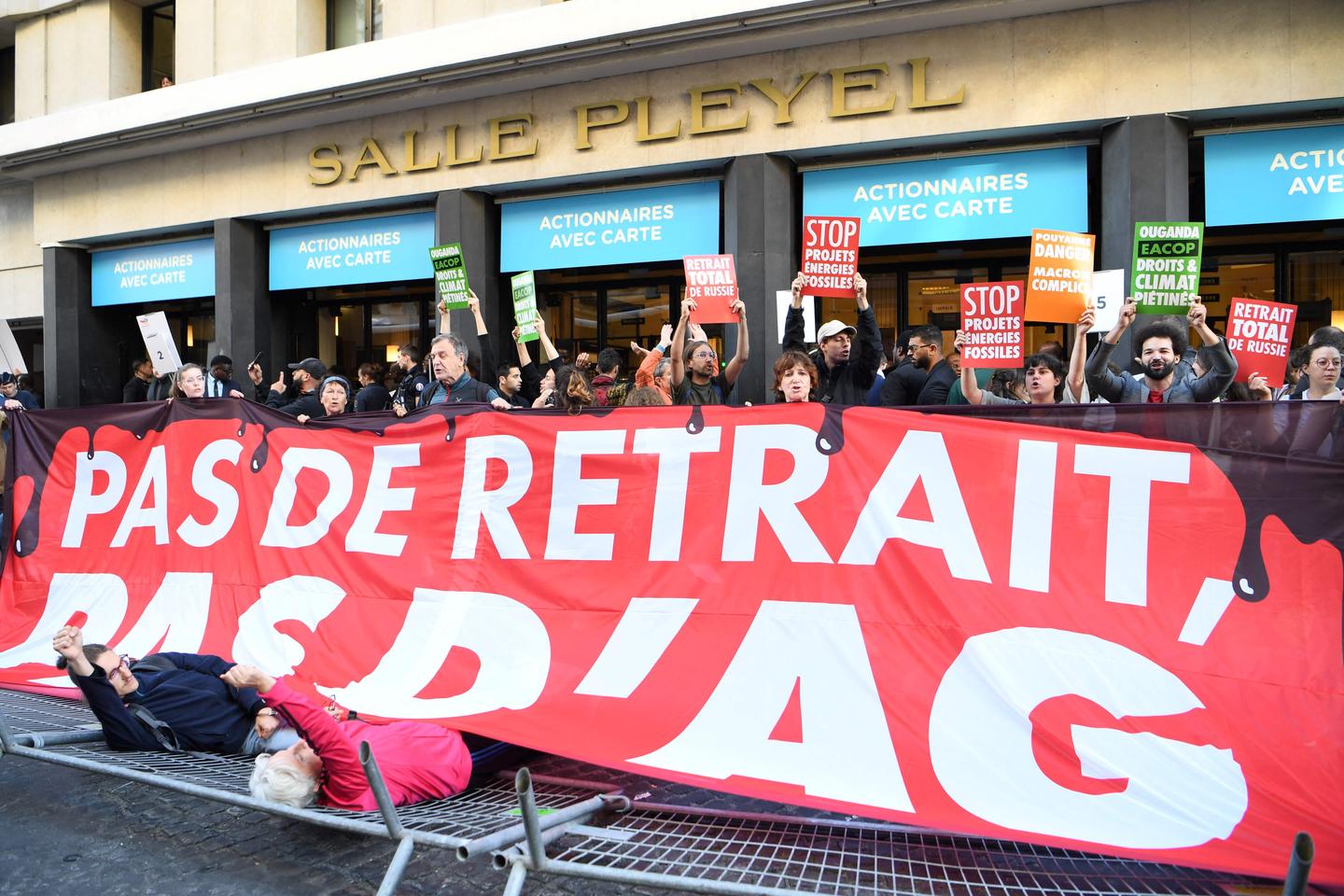 L'assemblée générale de TotalEnergies perturbée par des manifestants